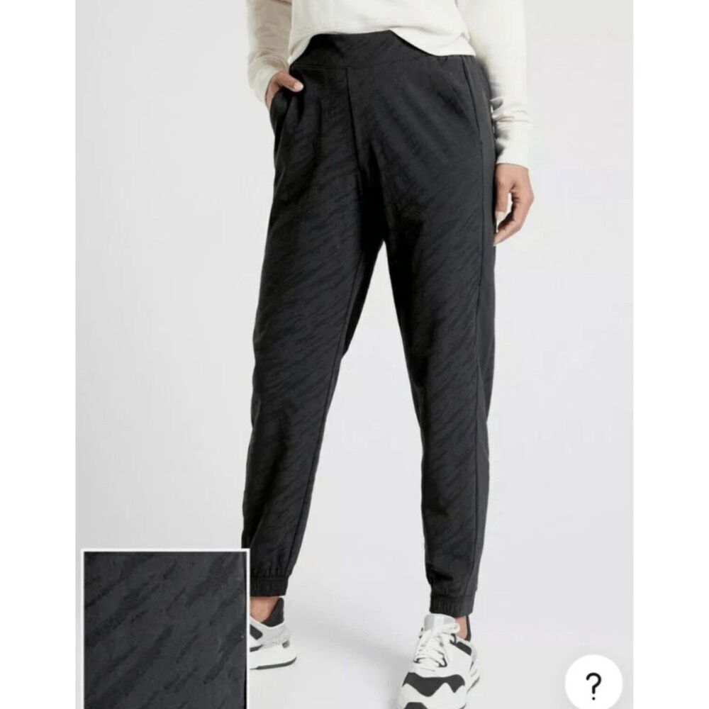 Athleta Brooklyn Textured Jogger Size 4 Black Travel Comfy Versatile Women's